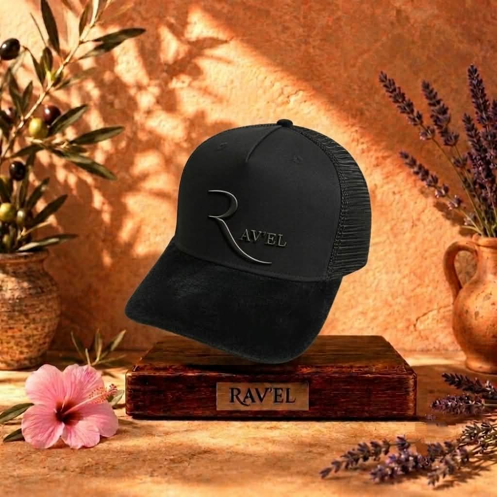 Full Black: Casquette noire Trucker premium en édition limitée à 83 exemplaires